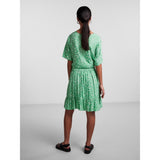 PIECES Pieces Damen Rock PCNYA Restudsalg Irish Green Flower