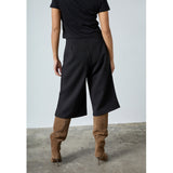 Sisters Point SISTERS POINT Damen Shorts GREAT Restudsalg Black